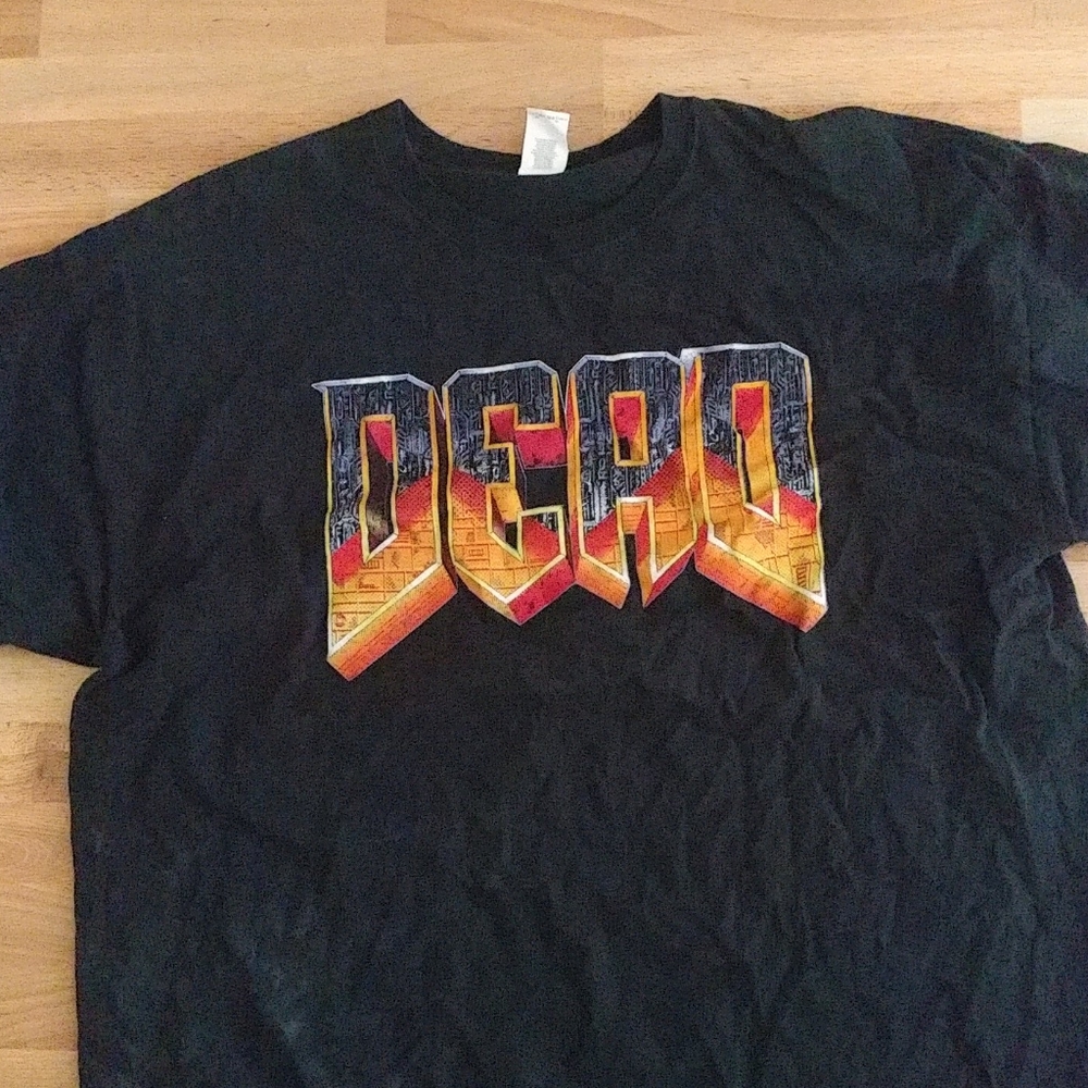 Tee shirt